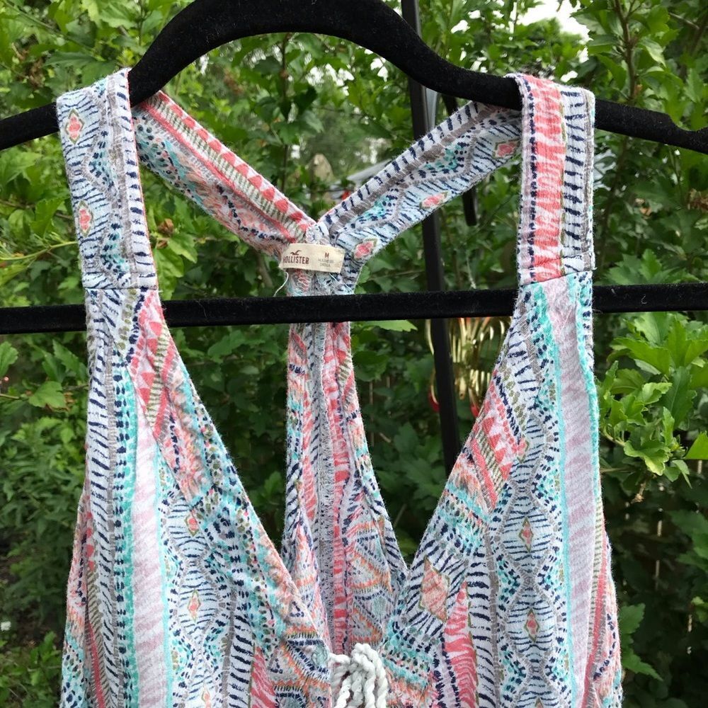 Hollister Tanktop - Picture 3 of 13